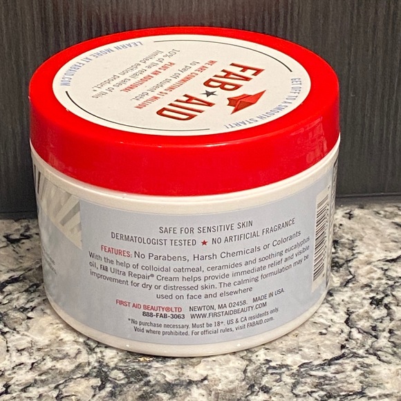 First Aid Beauty Ultra Repair Cream Intense Hydration 8oz NEW face & body - Picture 3 of 4